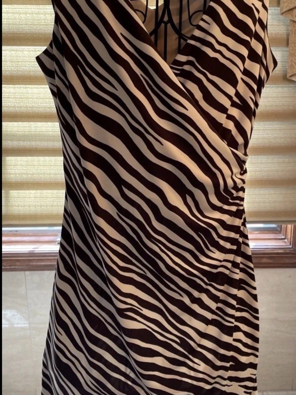 Jones New York Sleeveless Ruched  Brown/Tan Print Stretchy Dress Size M
